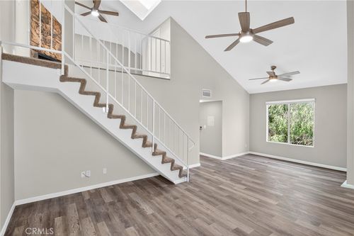 212-6150 Rugby Ave, Huntington Park, CA, 90255-7162 | Card Image