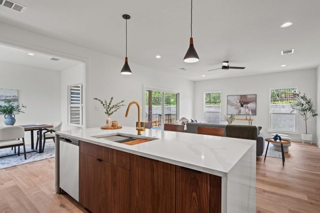 A - 5304 Samuel Huston Ave, House other with 4 bedrooms, 4 bathrooms and null parking in Austin TX | Image 11