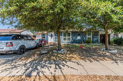 305 Chandler Dr, Garland, TX, 75040-7850 | Card Image