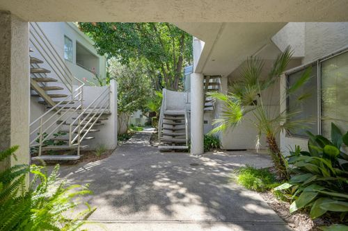 79-2581 Fulton Square Ln, Sacramento, CA, 95821-2390 | Card Image