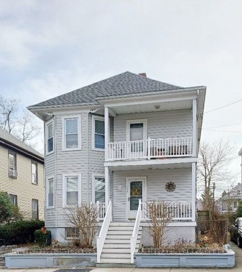 124 Princeton St, New Bedford, MA, 02745-5363 | Card Image
