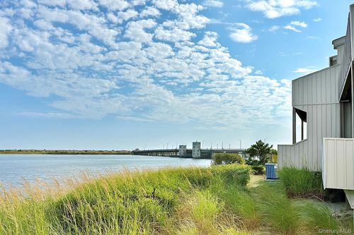 7-7 Waters Edge, Shirley, NY, 11967-4400 | Card Image