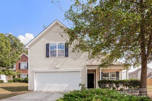 612 Acorn Valley Ct, Charlotte, NC, 28214-9100 | Card Image