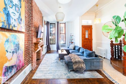 100 E 101st St, New York, NY, 10029-6106 | Card Image