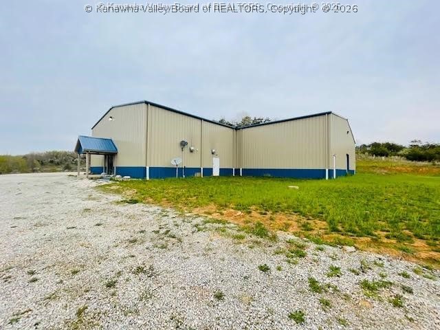 445 Dudden Fork Rd, Kenna, WV 25248