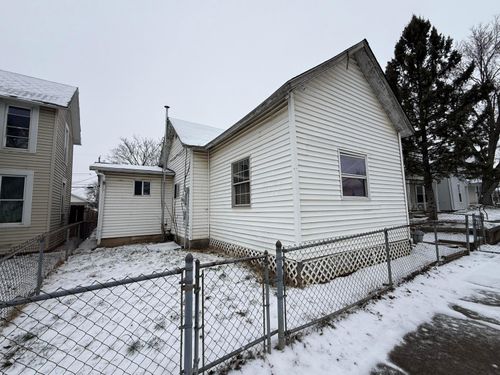 621 Washington Ave, Lancaster, OH, 43130-2446 | Card Image