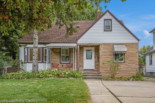 15034 Sumner, Redford, MI, 48239-3422 | Card Image