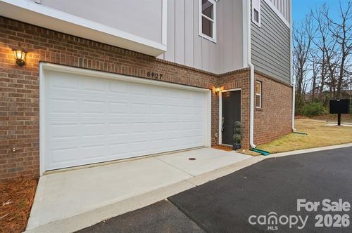 8927 Sharonbrook Dr, Charlotte, NC, 28210-5675 | Card Image