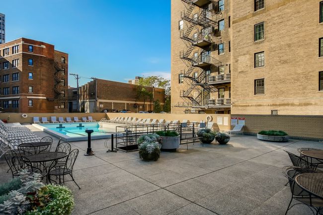 APT-1115 - 2400 N Lakeview Ave, Condo with 1 bedrooms, 1 bathrooms and 1 parking in CHICAGO IL | Image 14