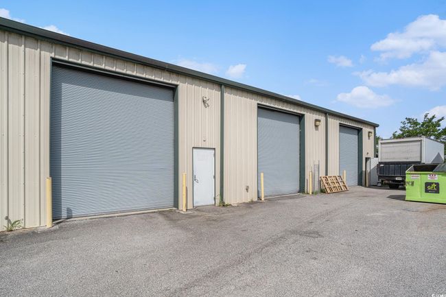 View of warehouse doors. | Image 34