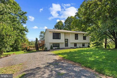 16395 Bruce Mountain Dr, Reva, VA, 22735-2000 | Card Image