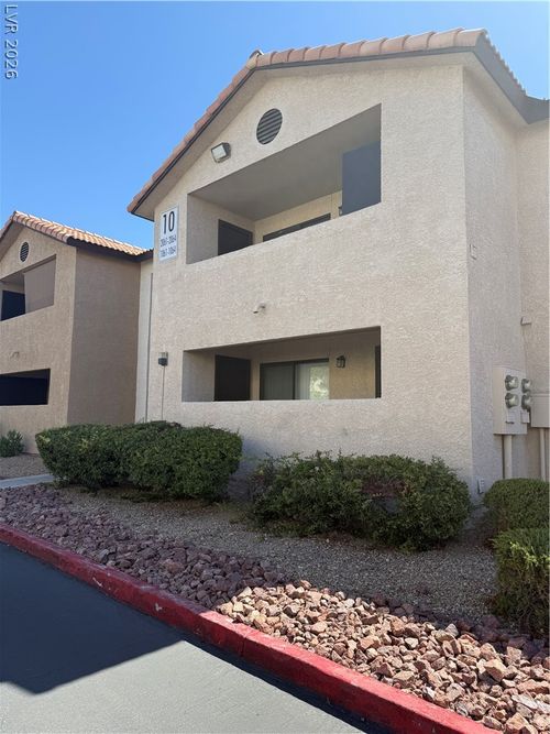 1064-2451 N Rainbow Blvd, Las Vegas, NV, 89108-4502 | Card Image