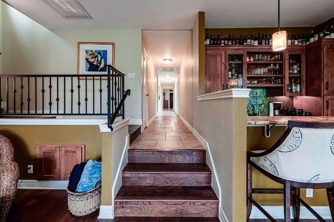 Hallway from Den to front of house | Image 23