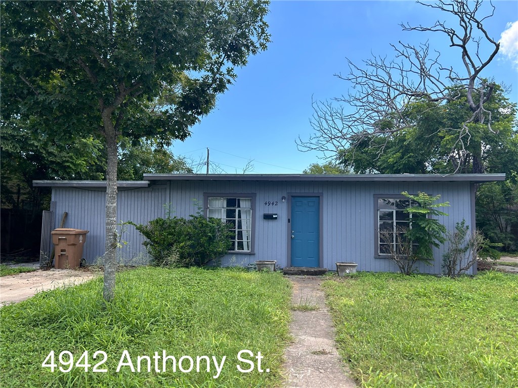 Anthony St, Corpus Christi, TX 78415