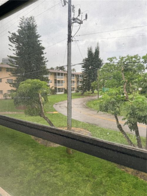 h215-201 Aventura Blvd, Miami, FL, 33180 | Card Image