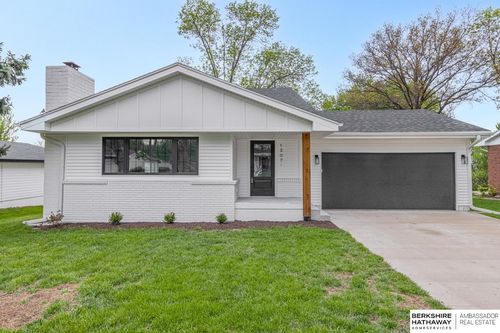 1307 N Birch St, Wahoo, NE, 68066-1127 | Card Image