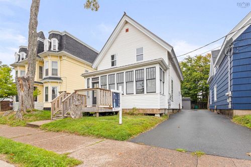 57 Pleasant St, Truro, NS, B2N3R8 | Card Image