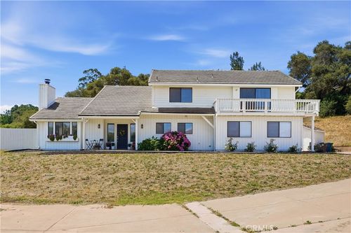 5620 Oakhill Dr, Santa Maria, CA, 93455-6008 | Card Image