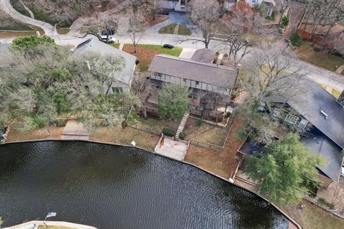 1404 Creekford Dr, Arlington, TX, 76012-2111 | Card Image