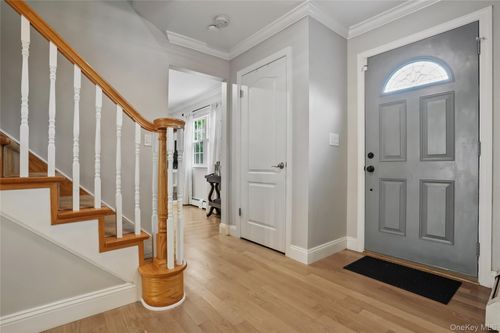 5 Rockledge Rd, Katonah, NY, 10536-1411 | Card Image