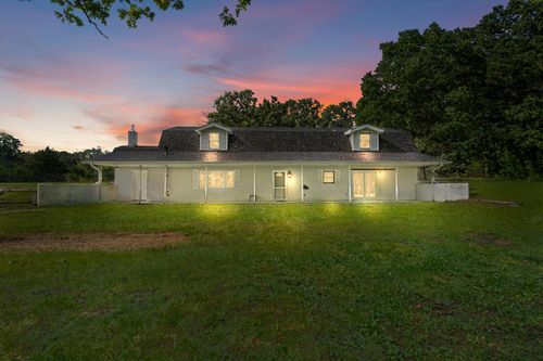 363 Villa Dr, Sparta, MO, 65753-1197 | Card Image