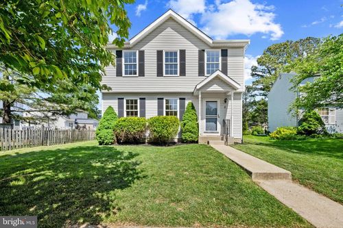 5 Ben Woods Ct, Baltimore, MD, 21228-4662 | Card Image