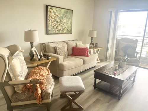 apt-407-4950 E Sabal Palm Blvd, Tamarac, FL, 33319-2606 | Card Image