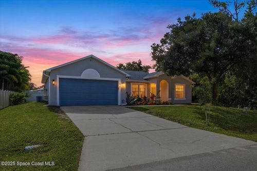 840 Avalon St Se, PALM BAY, FL, 32909-4943 | Card Image