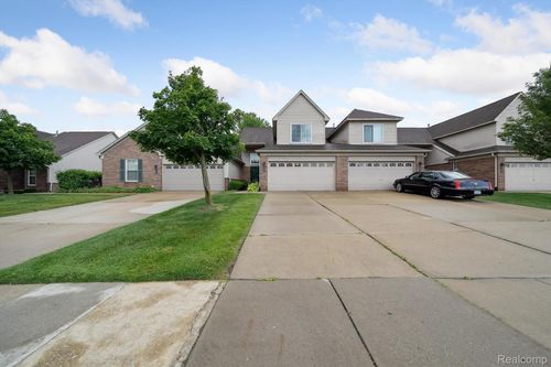 183 Daniel Ave, Westland, MI, 48186-8996 | Card Image