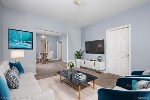 11727 Dyar St, Hamtramck, MI, 48212-2927 | Card Image