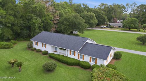 279 Mcteer Ave, Ridgeland, SC, 29936-8624 | Card Image