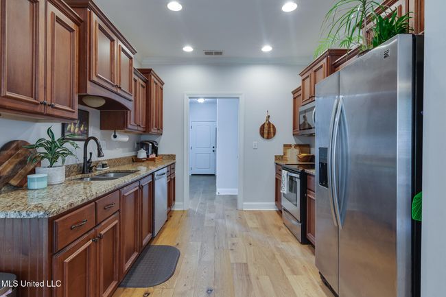granite counters | Image 13