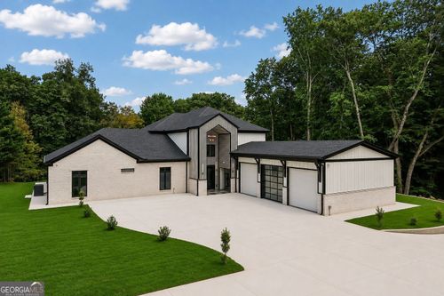 1940 E Bay St, Hoschton, GA, 30548-3467 | Card Image