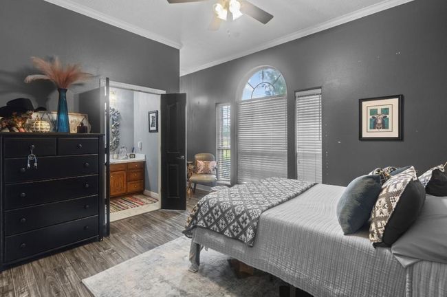9655 Grapevine Dr, House other with 5 bedrooms, 4 bathrooms and null parking in Orange TX | Image 16