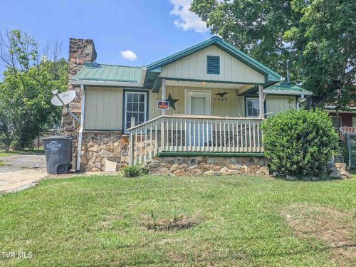 1300 Grant Pl, Kingsport, TN, 37660-5418 | Card Image