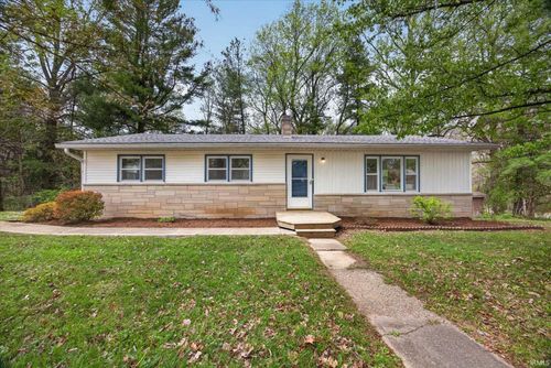5599 N Brummetts Creek Rd, Bloomington, IN, 47408-9397 | Card Image