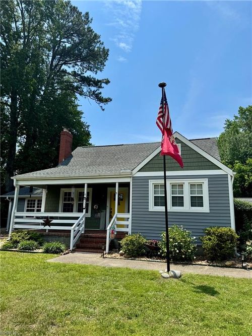 530 Burcher Rd, Newport News, VA, 23606-1502 | Card Image