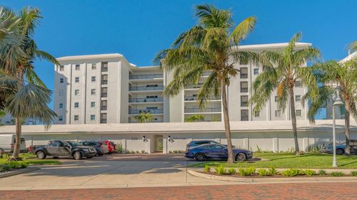 apt-23-226 Golden Gate Pt, SARASOTA, FL, 34236-6616 | Card Image
