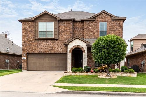 8220 Misty Water Dr, Fort Worth, TX, 76131-4549 | Card Image