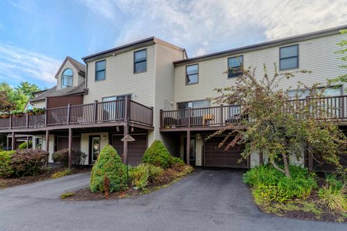 427 Ledgeview Dr, Rochester, NH, 03839-5625 | Card Image