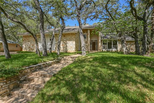 7704 Bramblewood Circle, Austin, TX, 78731 | Card Image
