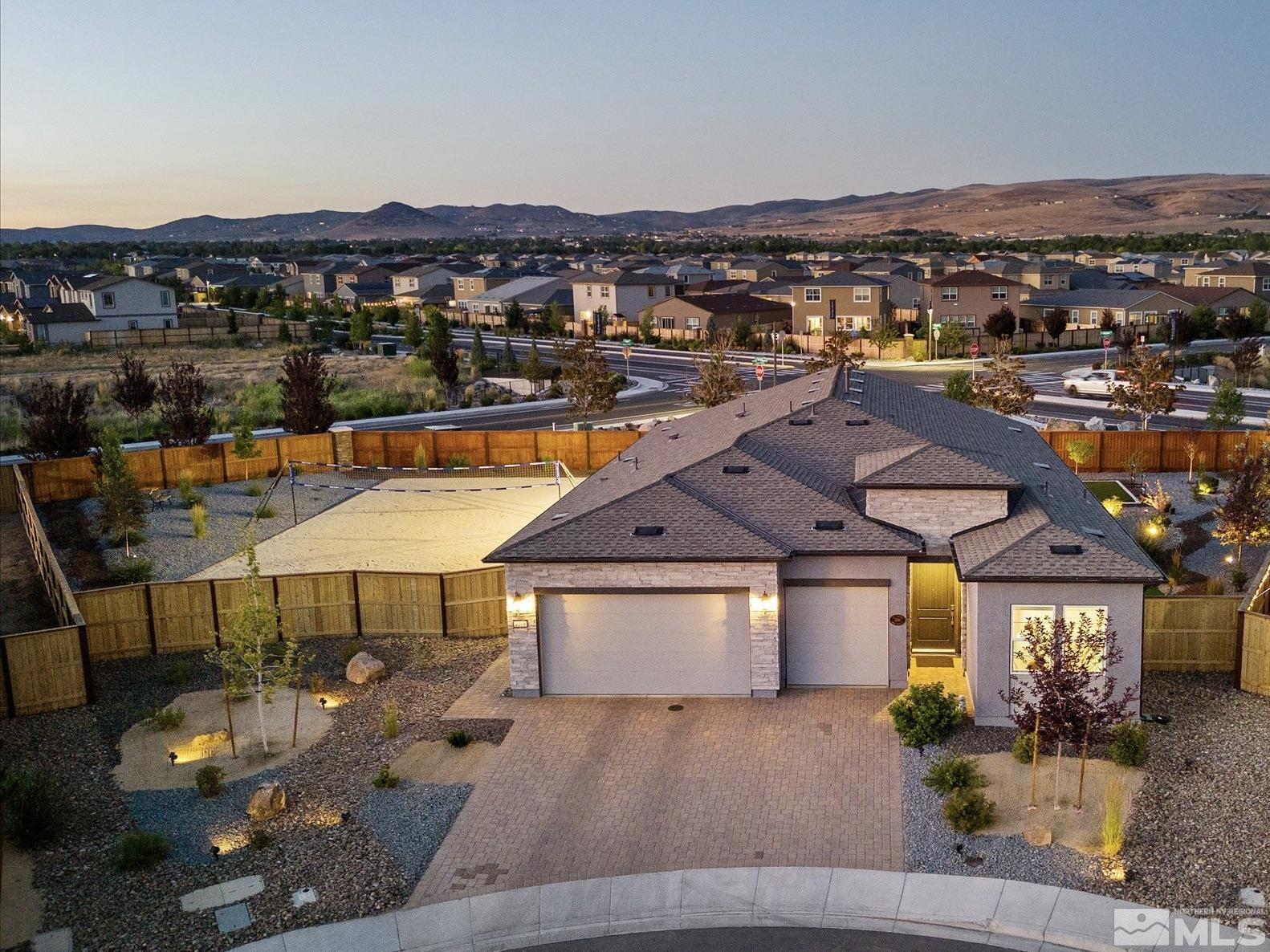 High Lake St, Sparks, NV 89436