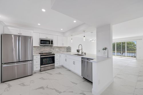 apt-302-6936 Huntington Ln, Delray Beach, FL, 33446-2540 | Card Image