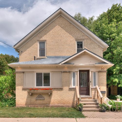 30 Wyatt St E, Elmira, ON, N3B2J2 | Card Image