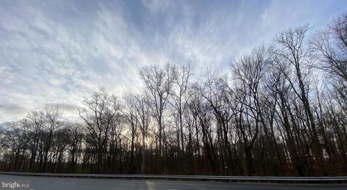 371 Route 40, Penns Grove, NJ, 08069-5027 | Card Image