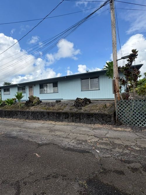 467 Lanikukia Pl, Hilo, HI, 96720-4083 | Card Image