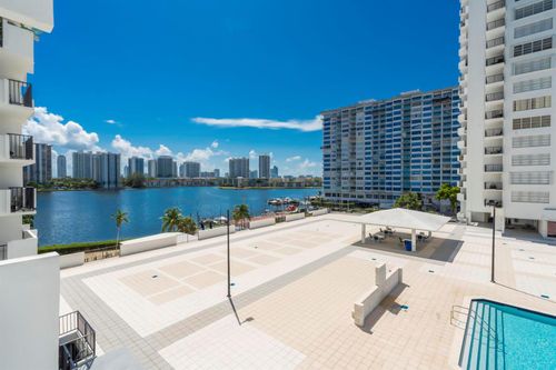 504-2780 Ne 183rd St, Aventura, FL, 33160-2109 | Card Image