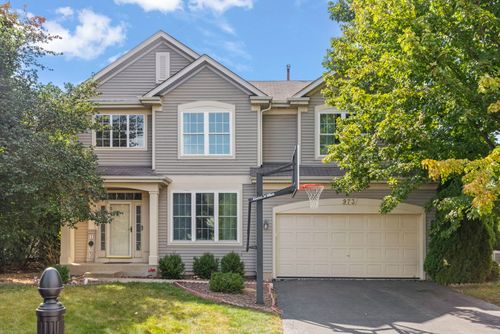 973 Shoreline Dr, Aurora, IL, 60504-6578 | Card Image