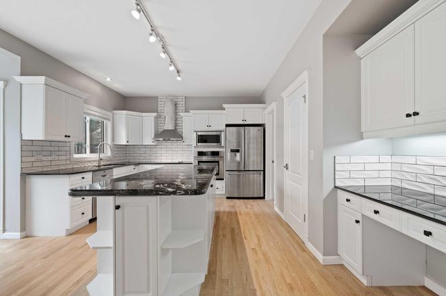169 Patterson Blvd Sw, House other with 5 bedrooms, 5 bathrooms and 4 parking in Calgary AB | Image 14