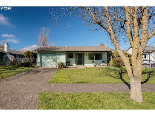 992 Candlelight Dr, Eugene, OR, 97402-1405 | Card Image